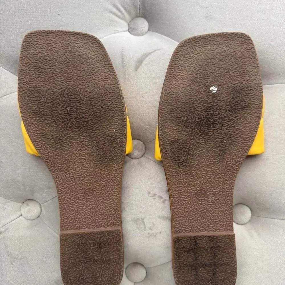 Forever 21 yellow sandals size